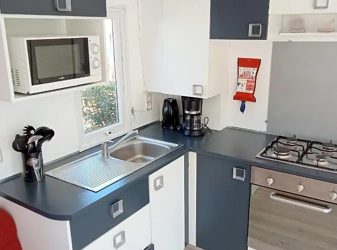 Spacieux Mobil-Home Frejus